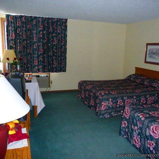 Shawano Four Seasons Resort Habitación foto